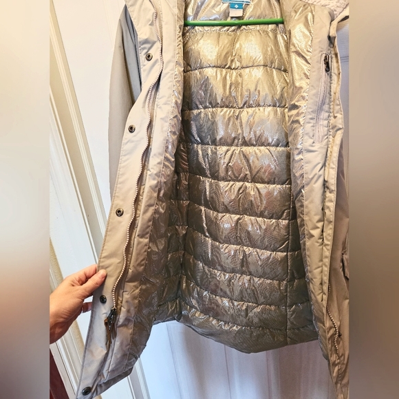 Columbia Winter Jacket - Picture 4 of 5